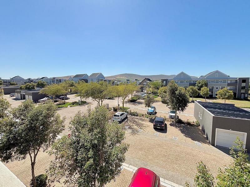 2 Bedroom Property for Sale in Burgundy Estate Western Cape